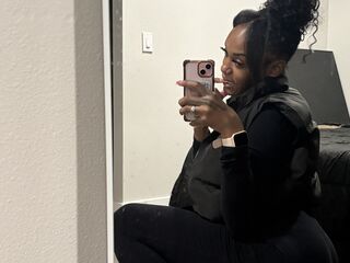 Yngtightbeauty's Porn webcam Profile Image